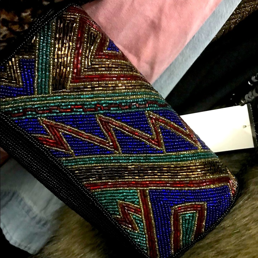 ✨Gem Colored Beaded Vintage Purse✨